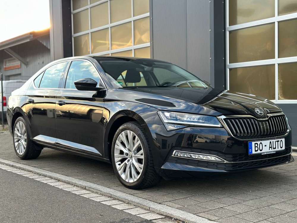 Skoda Superb 1,5 TSI Lim. DSG STYLE StdHzg. MATRIX Memory DAB