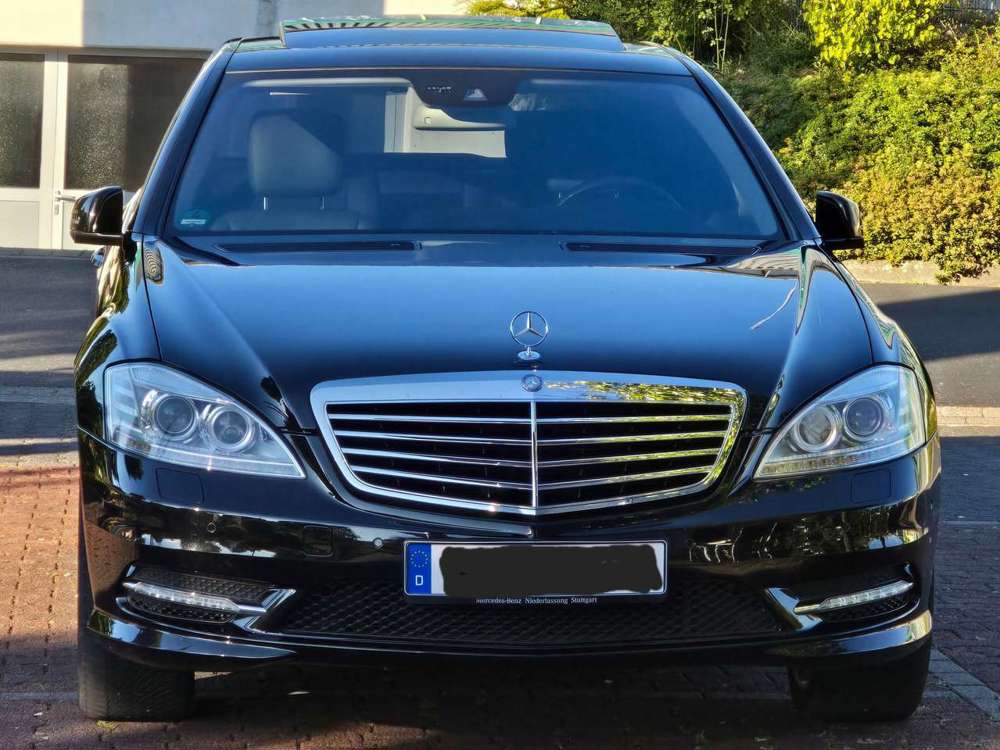 Mercedes-Benz S 550
