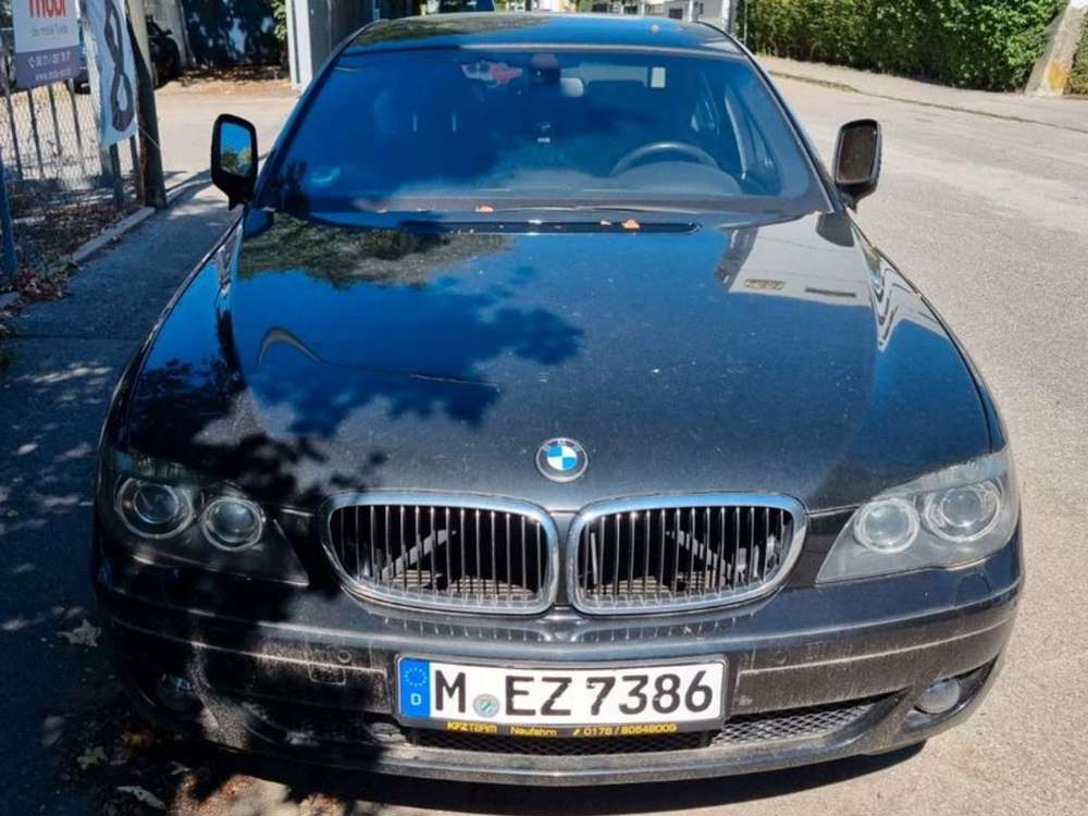 BMW 740 740i