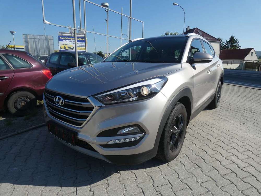 Hyundai TUCSON Premium 4x4 Automatik  Standheizung Sitzh.HU,AUneu