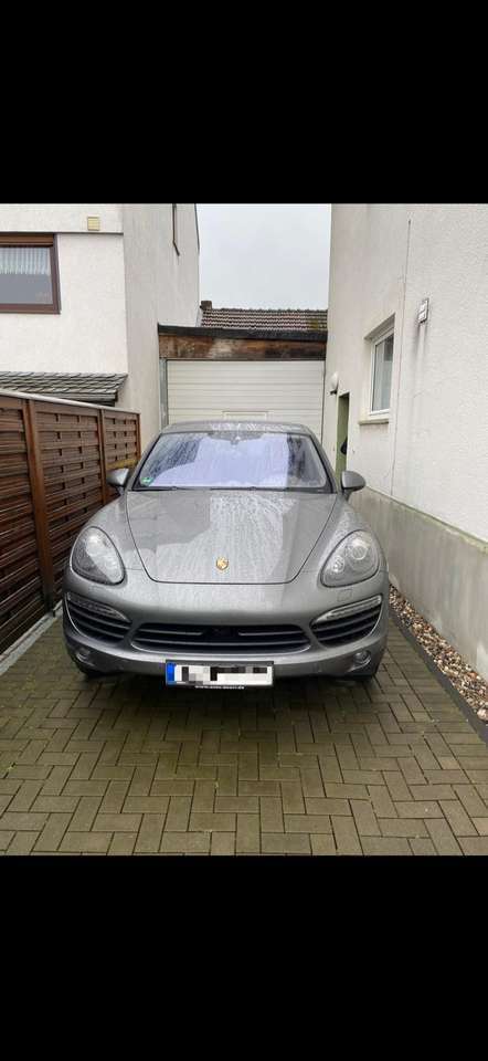 Porsche Cayenne S Diesel, V8, 92A,Rear Seat, TV,DVD, 4xKlimatronic