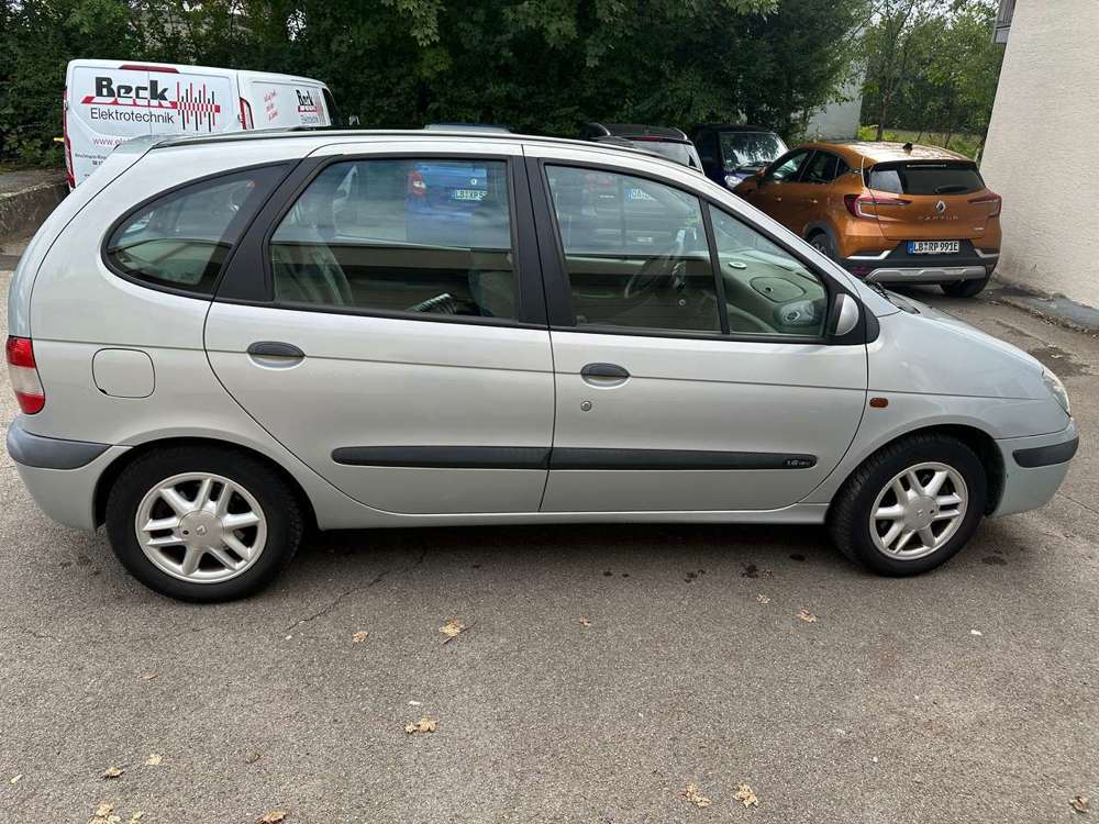 Renault Scenic Scenic 1.6 16VDynamique