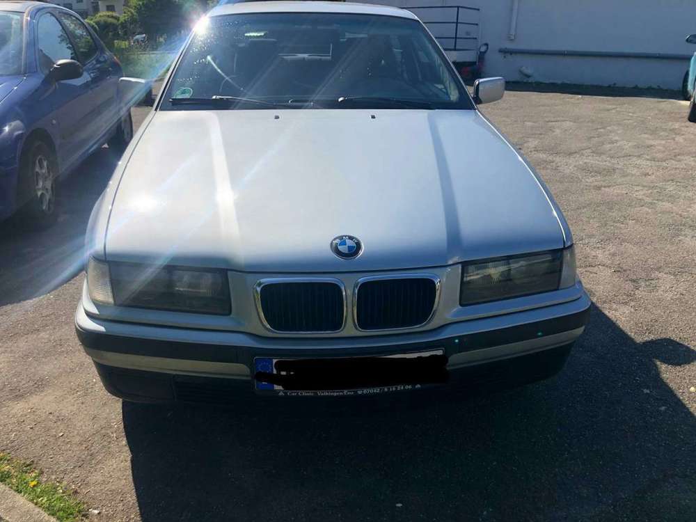 BMW 318 318ti
