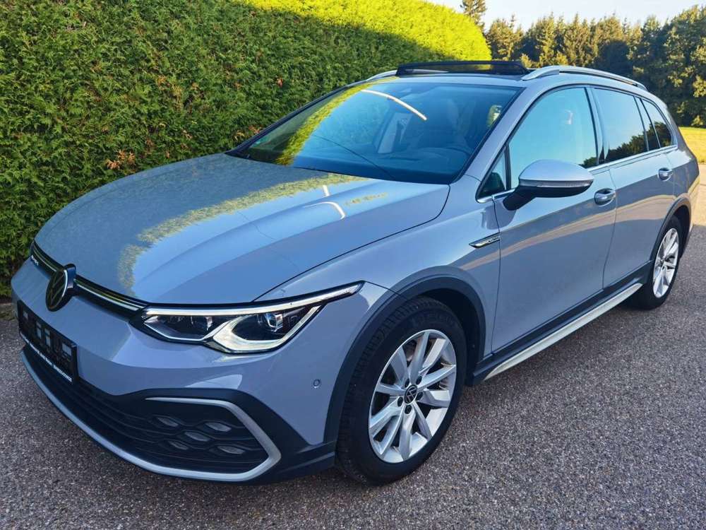 Volkswagen Golf VIII Variant Alltrack 4Motion