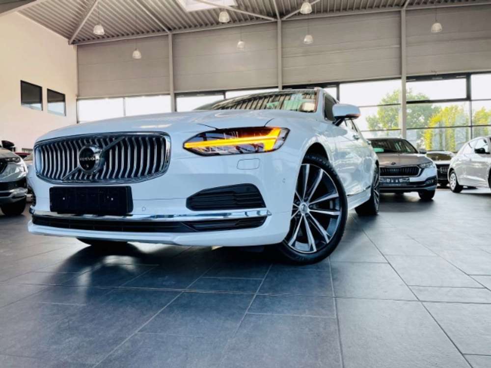 Volvo V90 Inscription ReCharge AWD T8 Pano Sunroof HarmannK