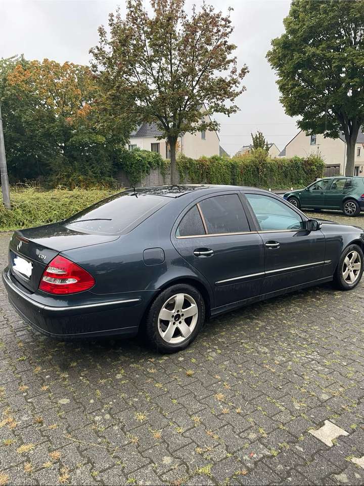 Mercedes-Benz E 270 CDI Avantgarde