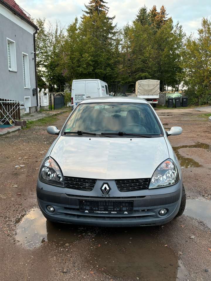 Renault Clio 1.2 16V Authentique