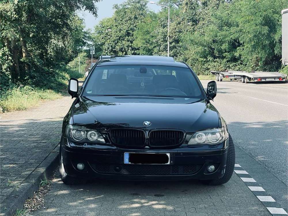 BMW 745 745d