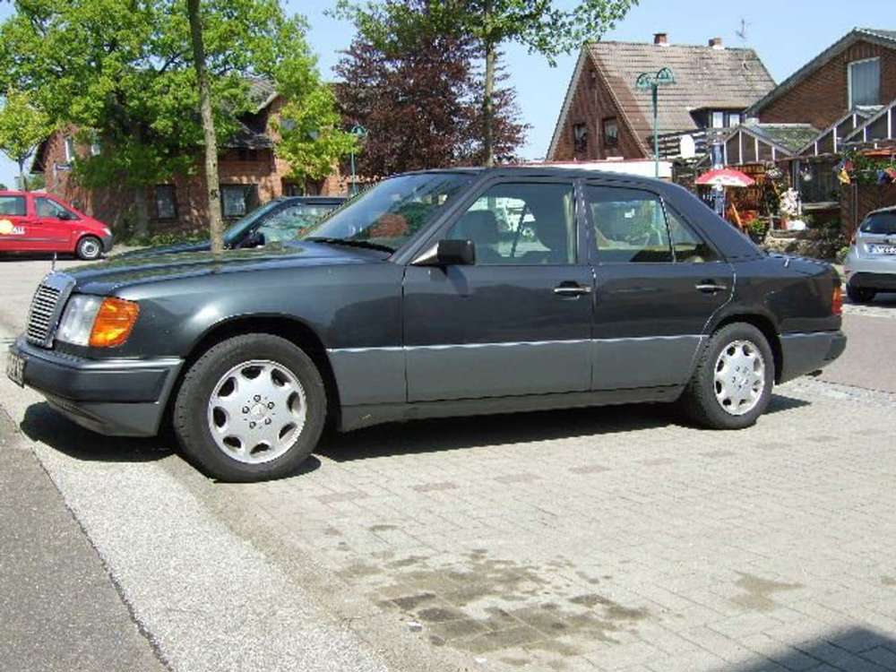 Mercedes-Benz E 320 E-Klasse