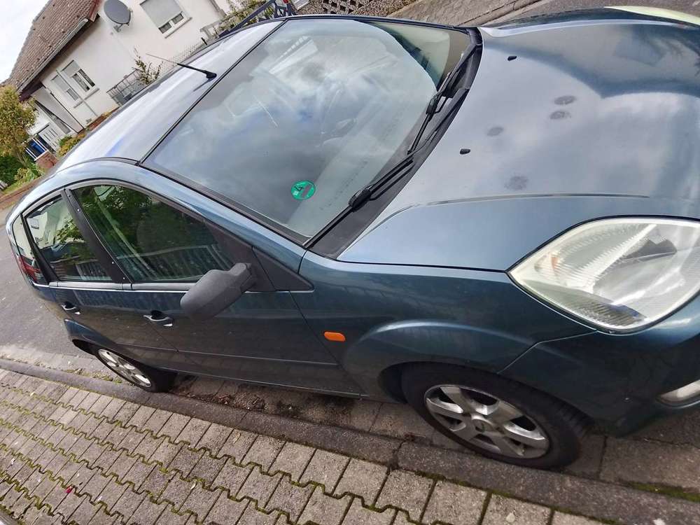 Ford Fiesta Fiesta DI Futura 2