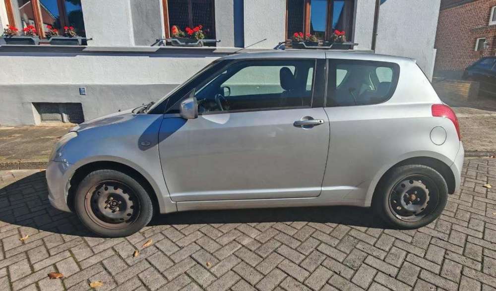 Suzuki Swift Swift Fließheck 3-Türer 1.3 Club