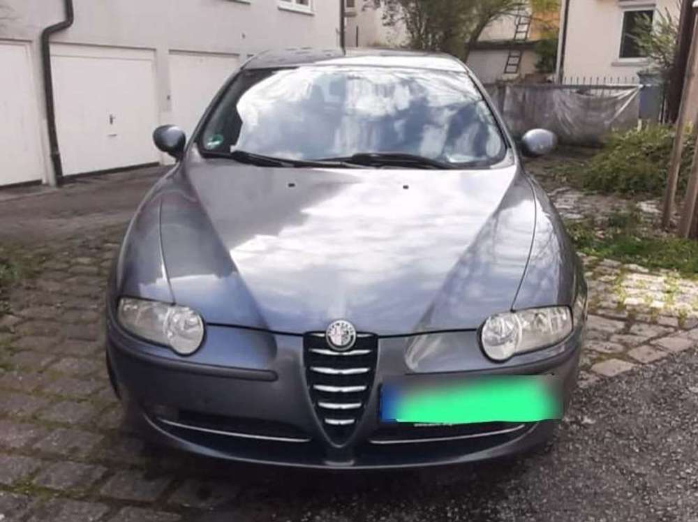 Alfa Romeo 147 147 1.9 JTD 16V Distinctive