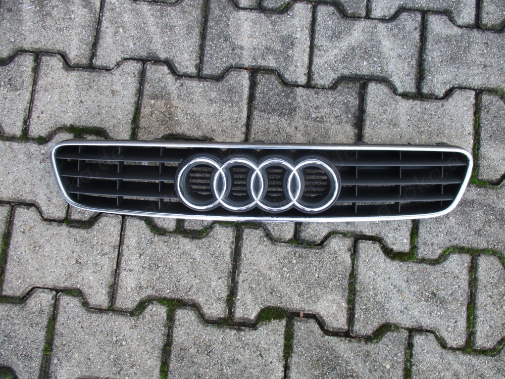 Kühlergrill Audi A3 8L 8L0807683