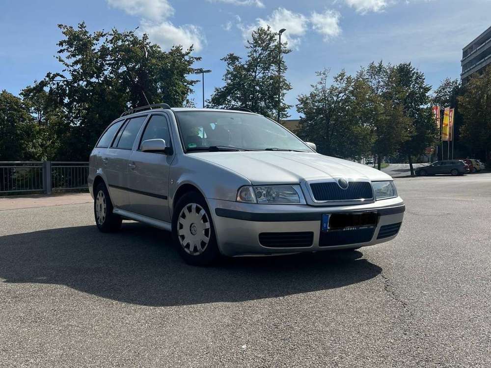 Skoda Octavia 2.0 Combi Ambiente