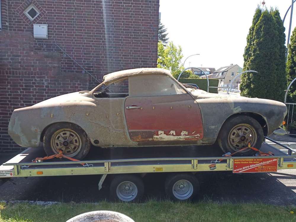 Volkswagen Karmann Ghia