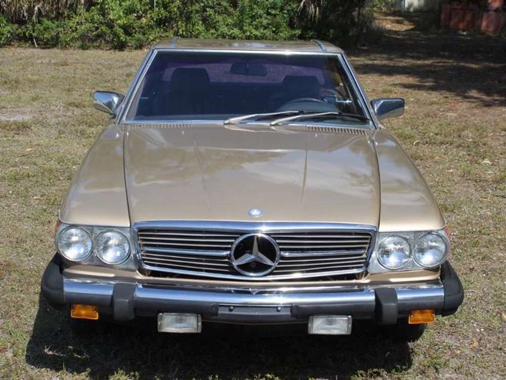 Mercedes-Benz SL 380 W107