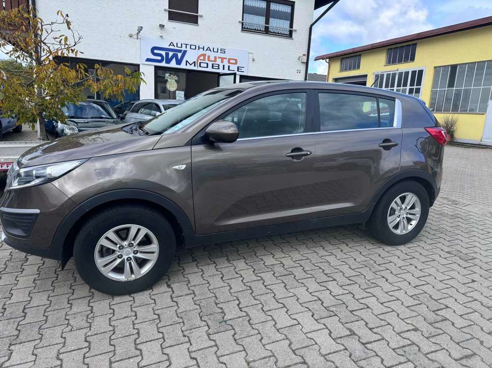 Kia Sportage Attract 2WD AHK 1850kg