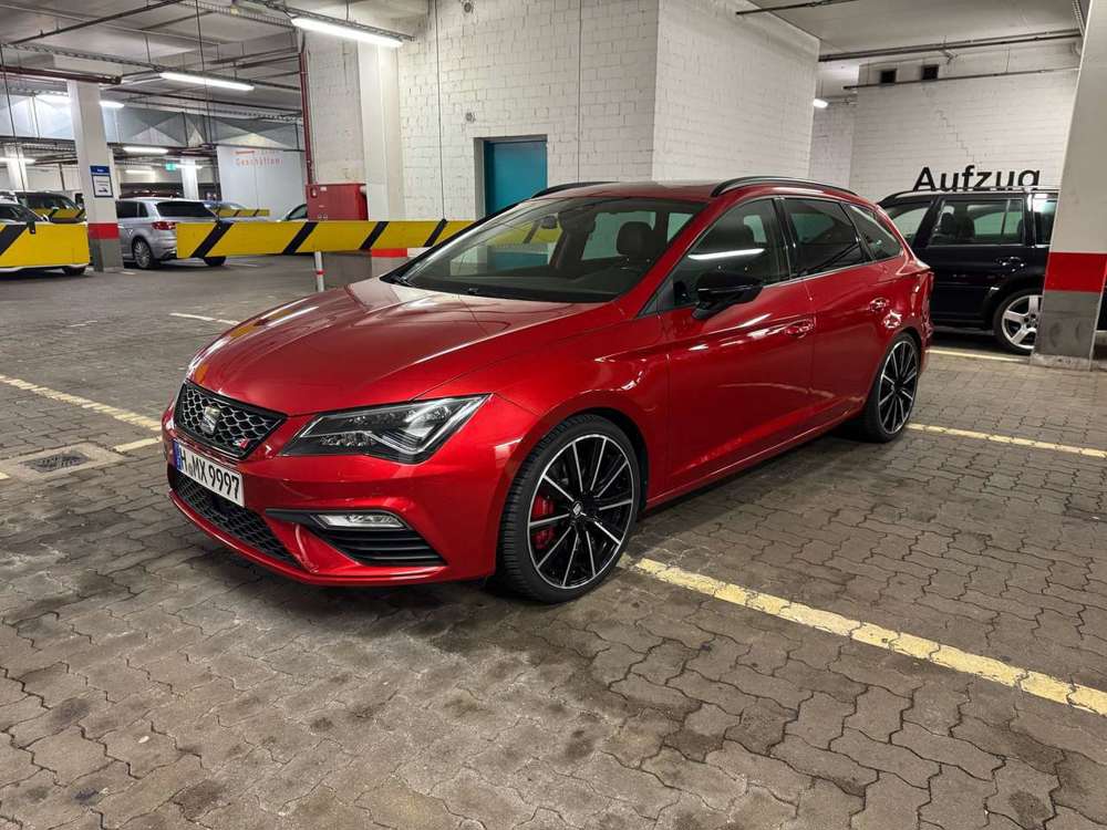 SEAT Leon Cupra ST 300 DCC/PANO/ACC/LED/SEATSOUND - 1 Hand
