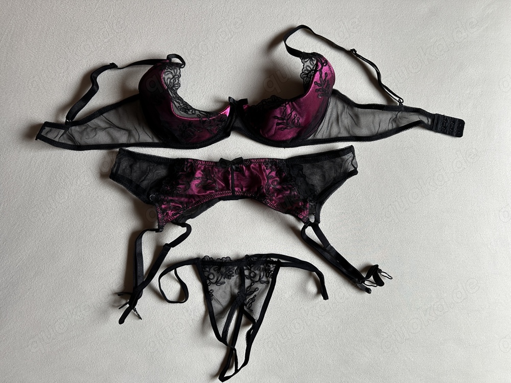 Cottelli Collection 3-teiliges Strapsset, ouvert ( dunkles Pink ) 80 B