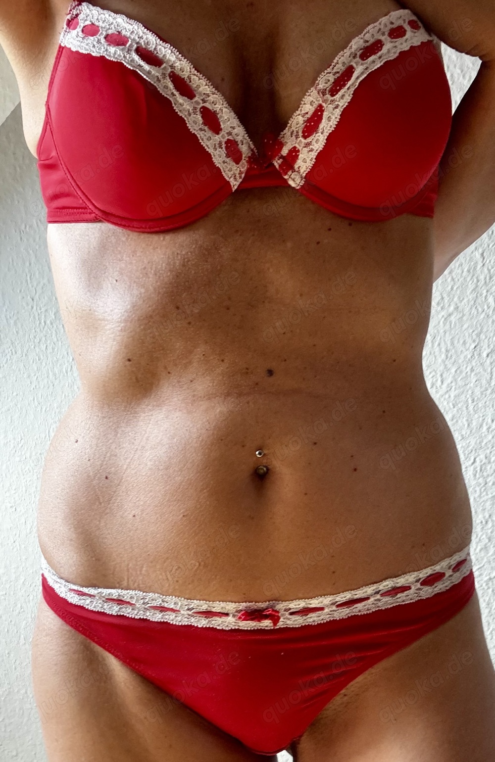 mein frisch getragenes sexy rotes BH und String Set 