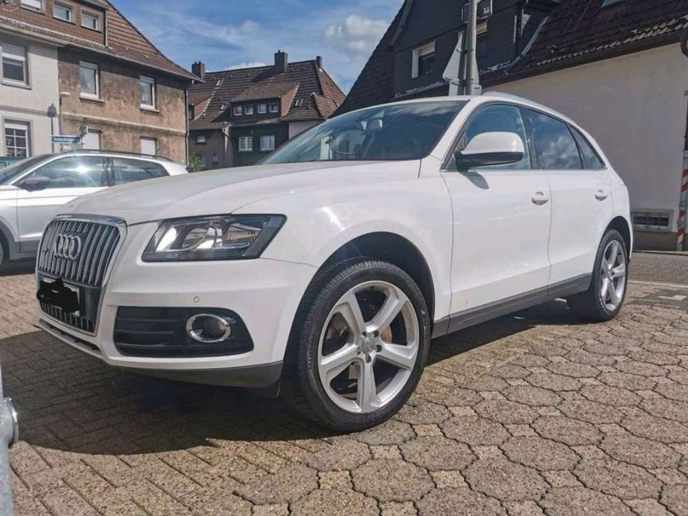 Audi Q5 QUATTRO TDI Panoramadach,20 Zoll, Keyless,PDC