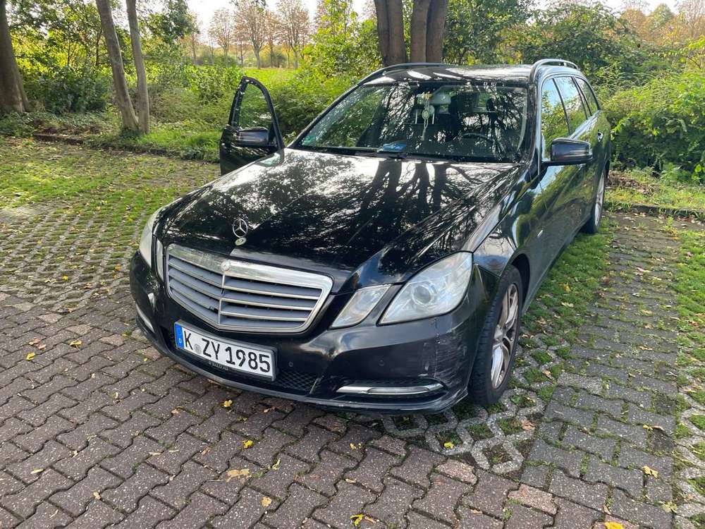 Mercedes-Benz E 220 BlueEFFICIENCY 7G-TRONICAvantgarde Ersatzteillager