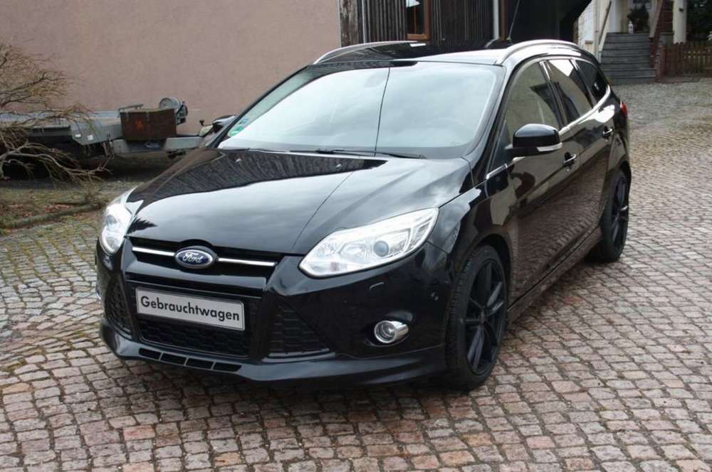 Ford Focus Turnier 2.0 TDCi DPF Aut. Titanium