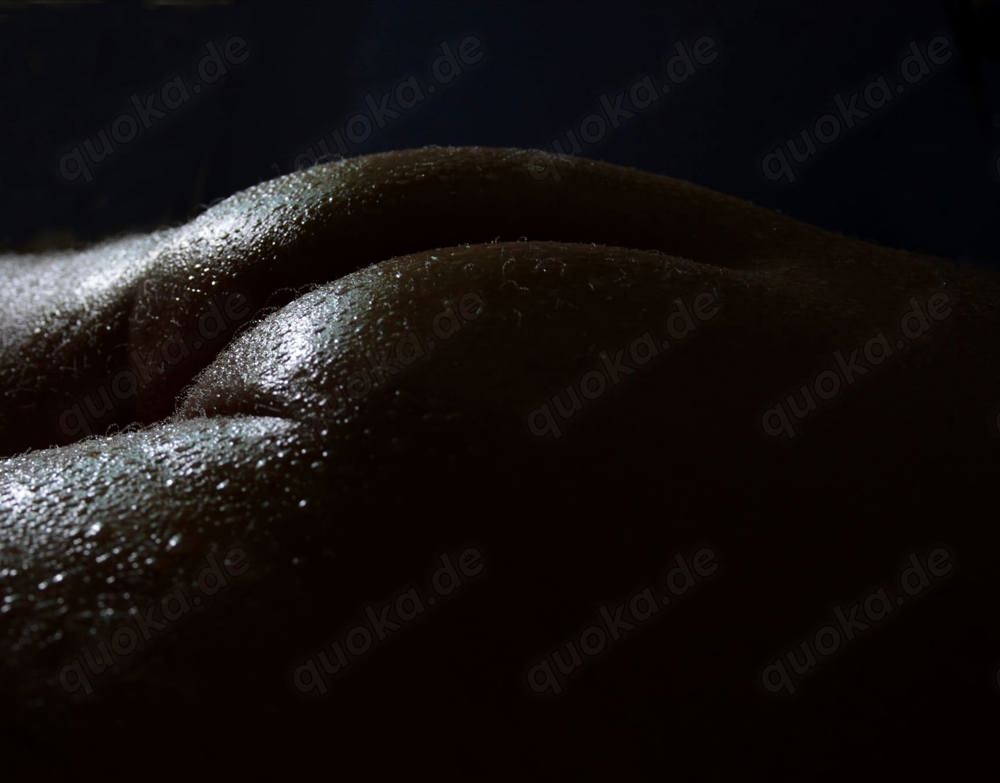 Magst eine handgemachte Latte von Roxy? in Eresing Erotische Massagen