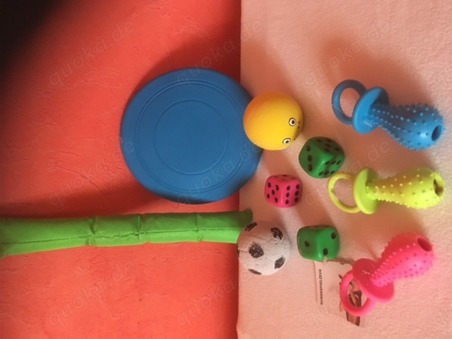 HUNDE-SPIELZEUG *10 Teile +Nur als Konvolut* (STÜCK 0.60 Cent)