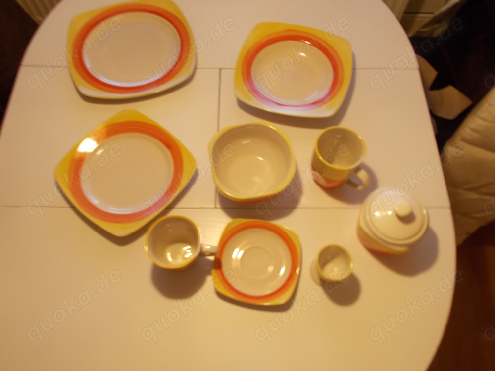 Kaffee und Speiseservice