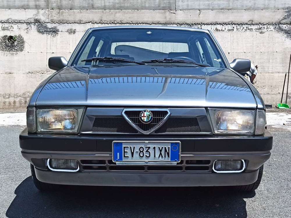 Alfa Romeo 75 75 2.0 Twin Spark