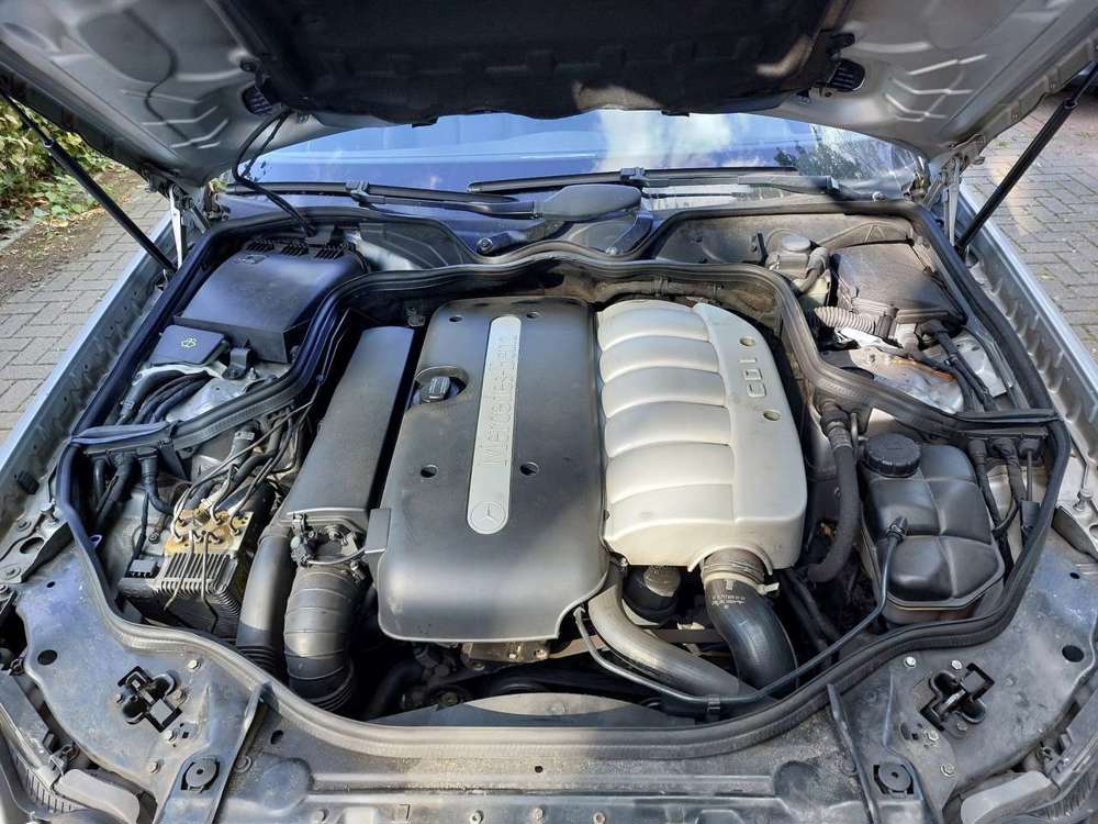 Mercedes-Benz E 270 E 270 CDI Elegance