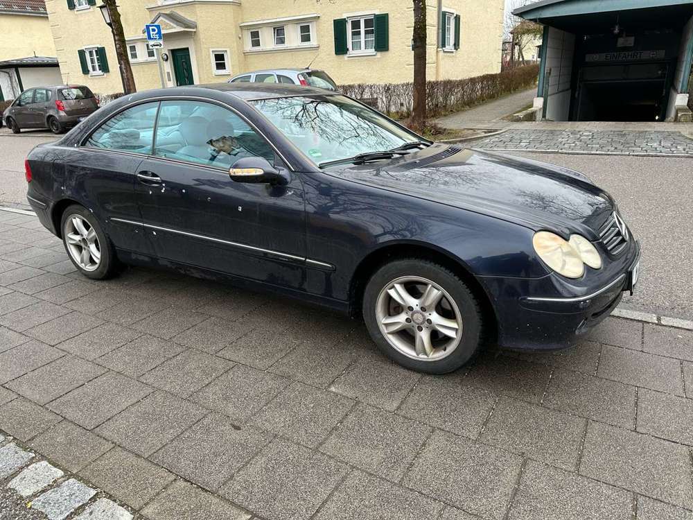 Mercedes-Benz CLK 320 Coupe Elegance. clk 240