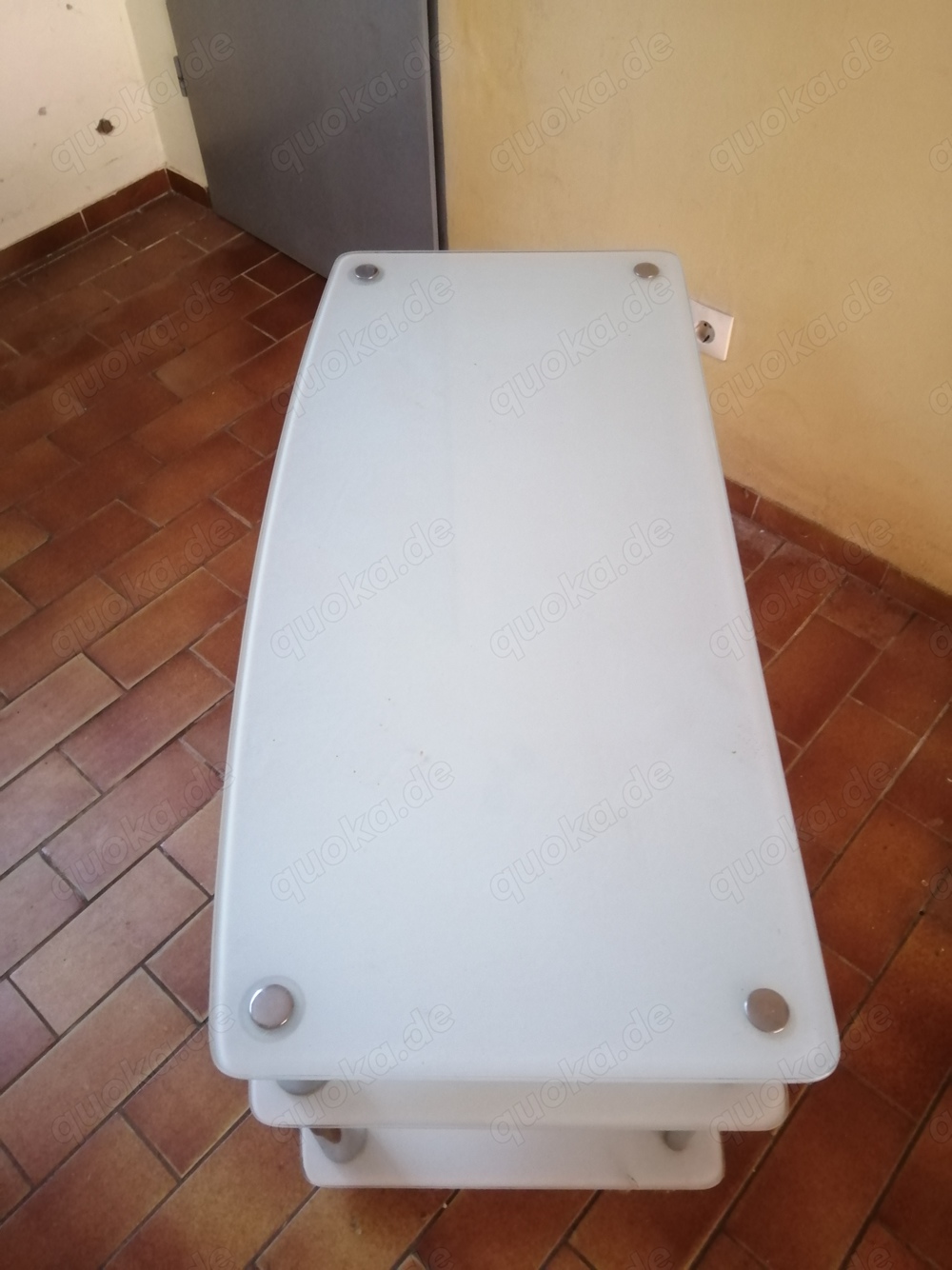 Fernsehtisch & Fernsehregal