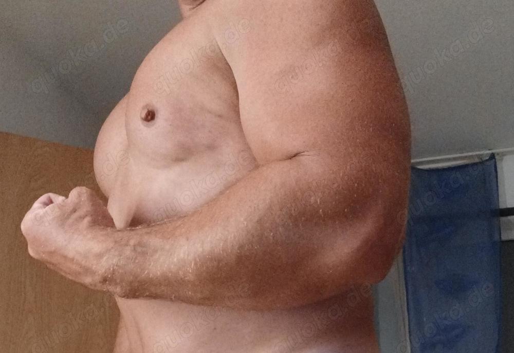 Suche Frau für erotische Massage Suche Frau für erotische Massage