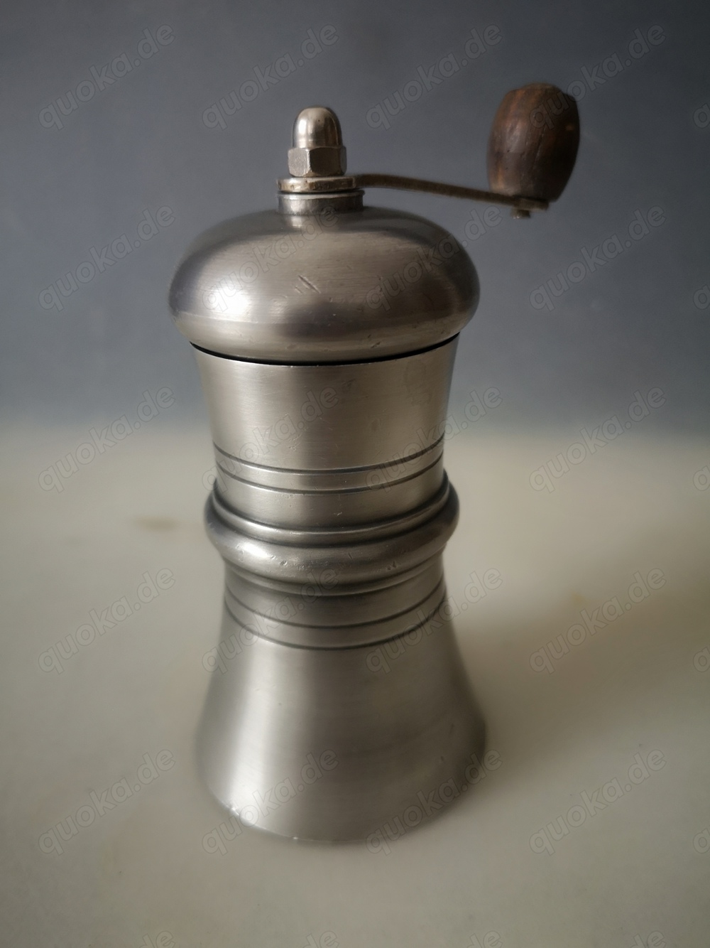 Pfeffermühle aus Zinn mit gehärtetem Monopol Stahl Mahlwerk
