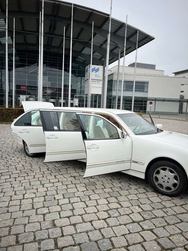 Mercedes-Benz E 320 Stretchlimousine W210 Luxus BINZ
