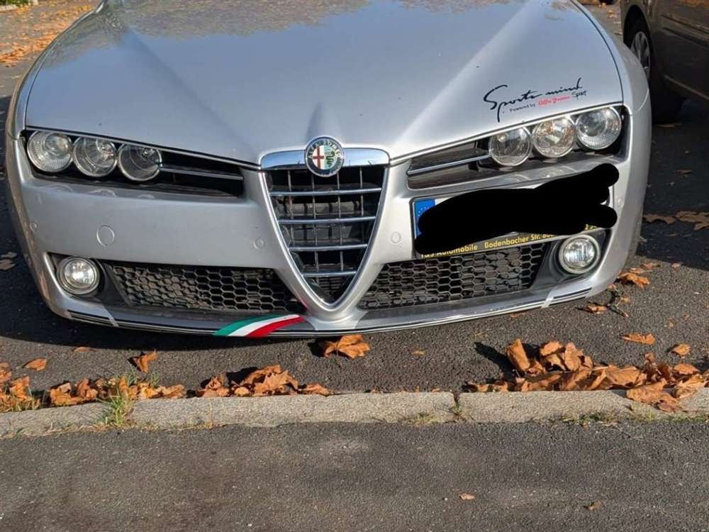 Alfa Romeo 159 2.2 JTS 16V Distinctive mit Neues Tüv