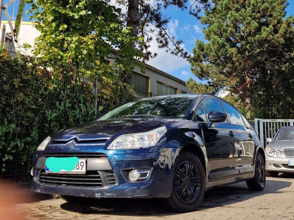 Citroen C4 VTi 120 90 Jahre