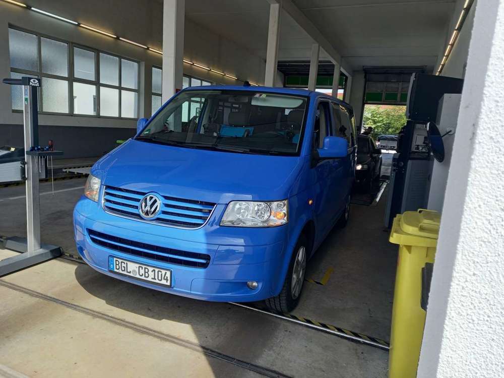 Volkswagen T5 Caravelle 4MOTION Kurz DPF Comfortline