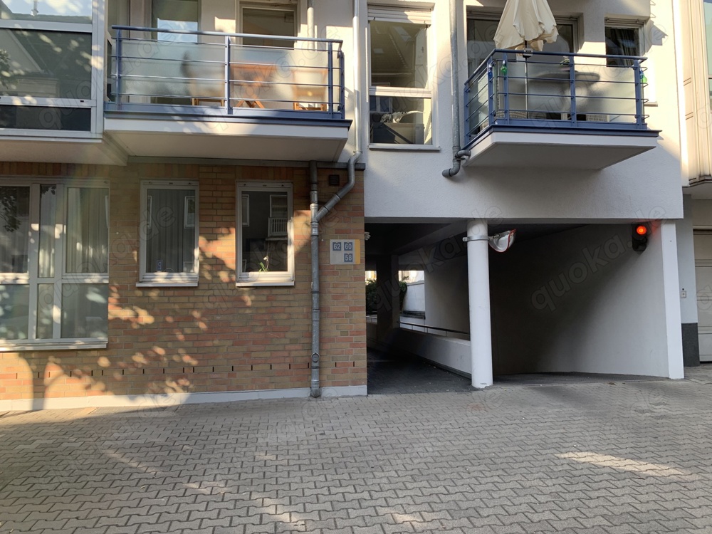   Vermiete Tiefgaragenstellplatz Garage Duplex Schanzenstr. 58   