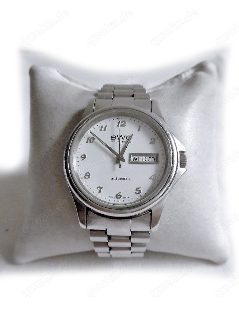 Schöne Armbanduhr von BWC Automatic