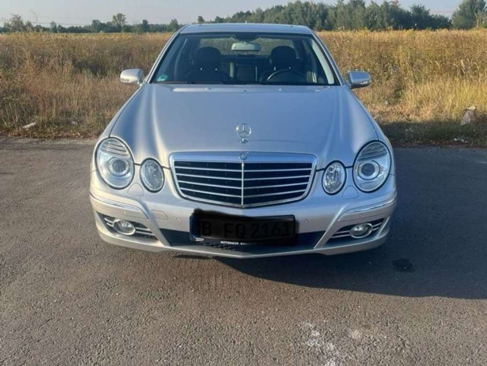 Mercedes-Benz E 200 Kompressor Automatik Avantgarde