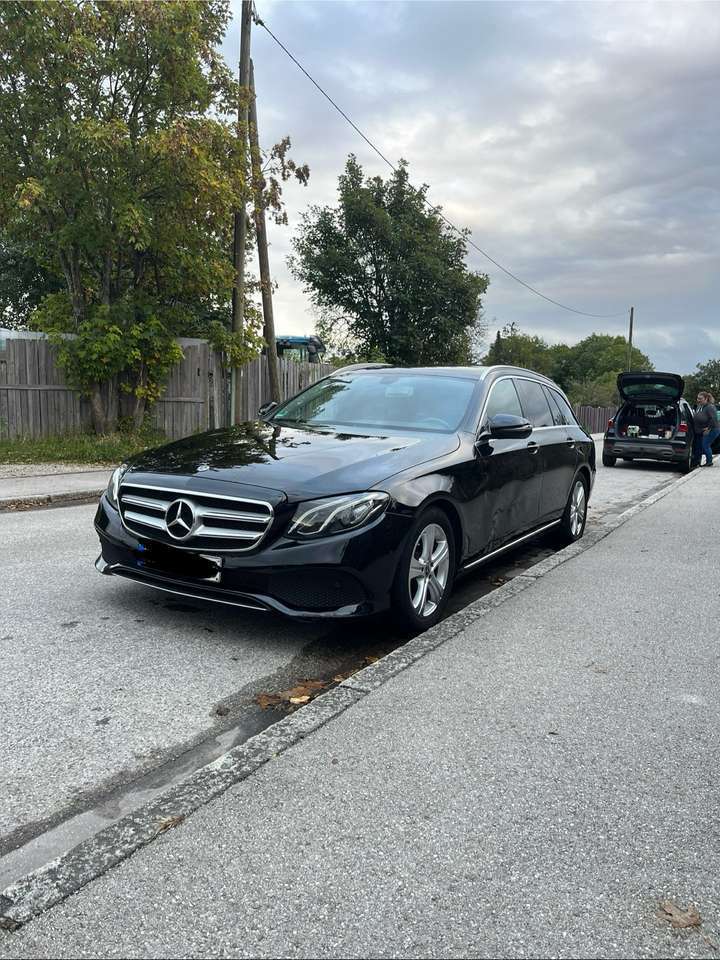 Mercedes-Benz E 220 d T 9G-TRONIC Avantgarde