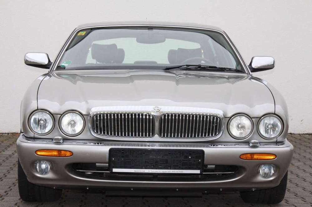 Jaguar Daimler V8 Langversion  3 Jahre Garantie