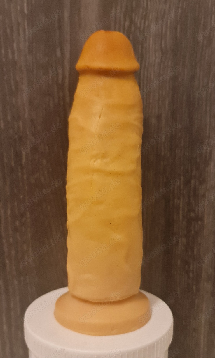 Dildo mit Saugnapf 