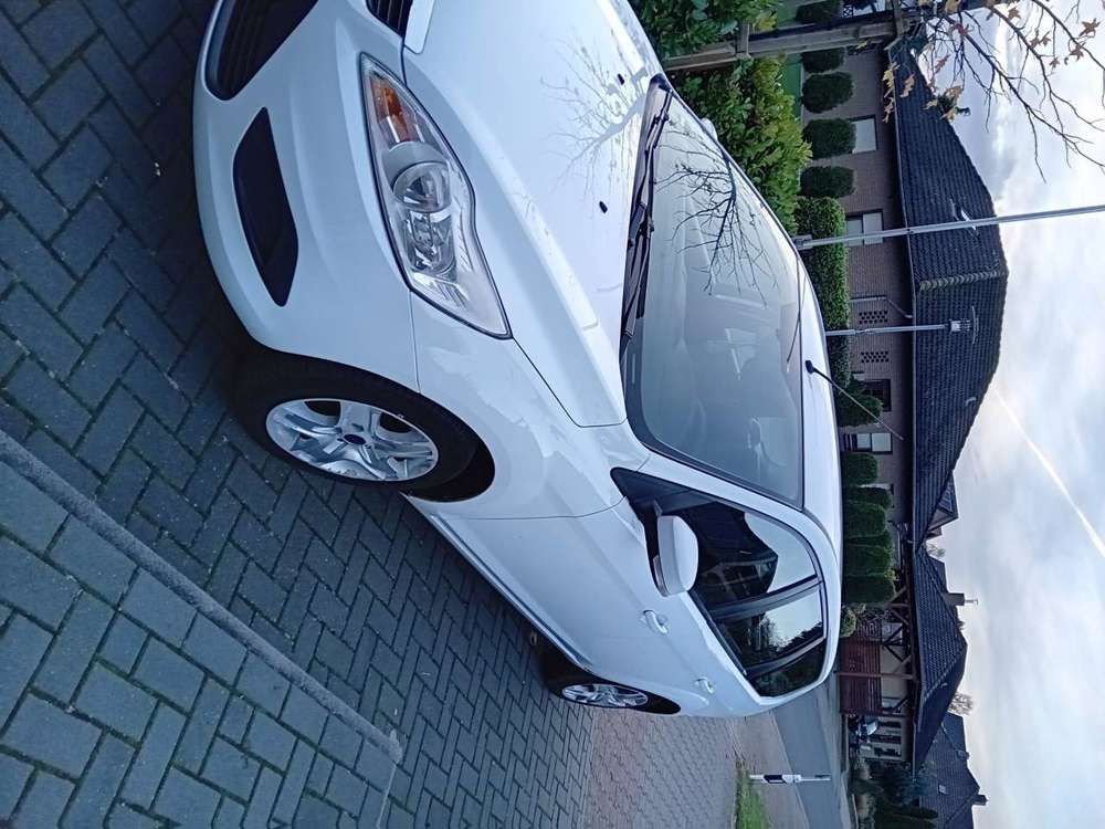 Ford Focus Turnier 2.0 TDCi DPF Aut. Ghia