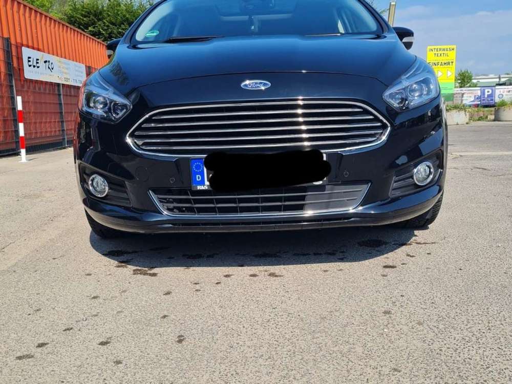 Ford S-Max 2.0 TDCi Aut. Allrad Titanium 4x4