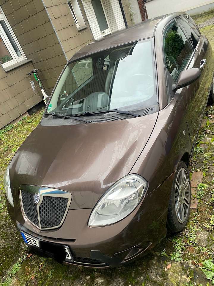 Lancia Ypsilon Y+1.4+16v+Versus