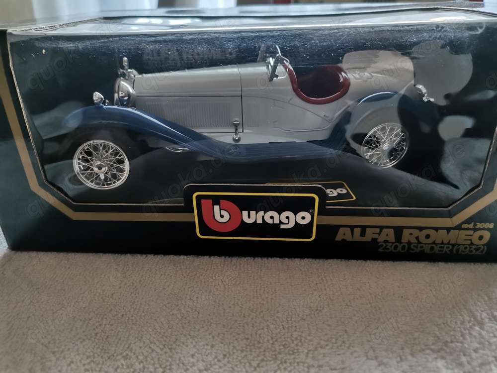 Burago Alfa Romeo 2300 Spider